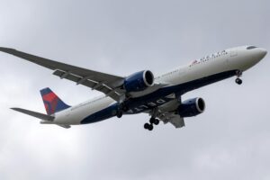 Delta Flight DL275 Diverted to LAX: Full Breakdown of What Happened